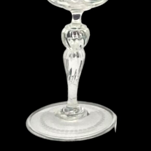 Edwardian Venetian Hand Blown-Engraved Griffin Wine Glasses - Picture 3 of 3